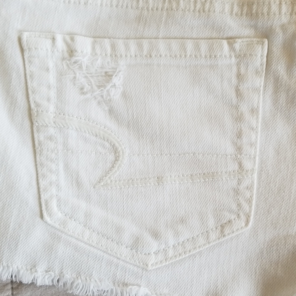 AE shorts - Picture 6 of 7
